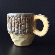 Load image into Gallery viewer, Mug - In the woods - Oak